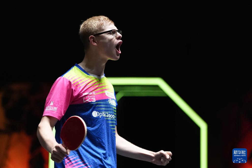 同阵容中担 同阵容中担