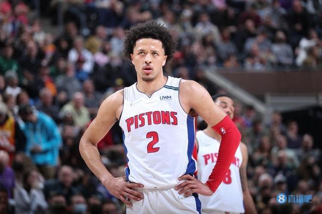 投掷塑料水 投掷塑料水