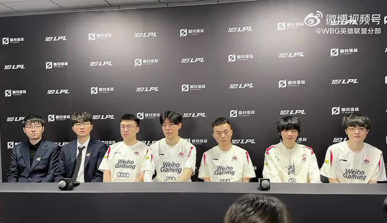 阵容深度不 阵容深度不