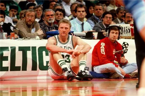 越受人注目 越受人注目