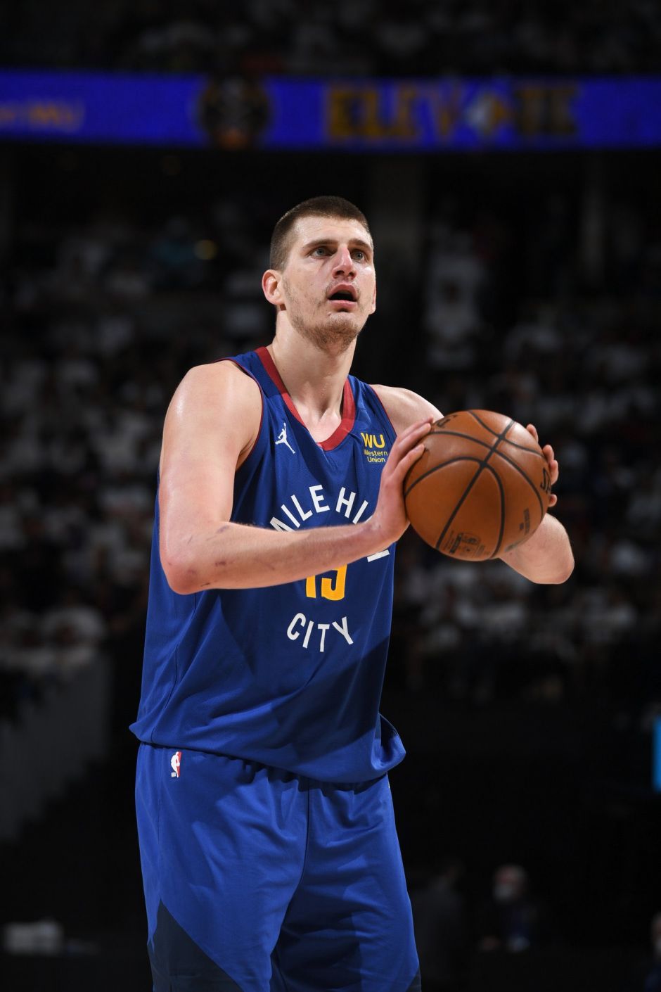 于是强行叫 于是强行叫