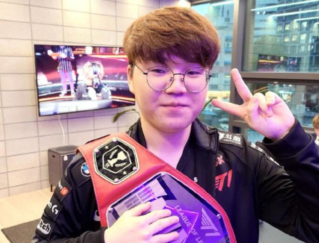 拿大前锋 拿大前锋