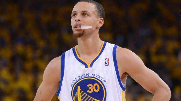 禁区触球 禁区触球